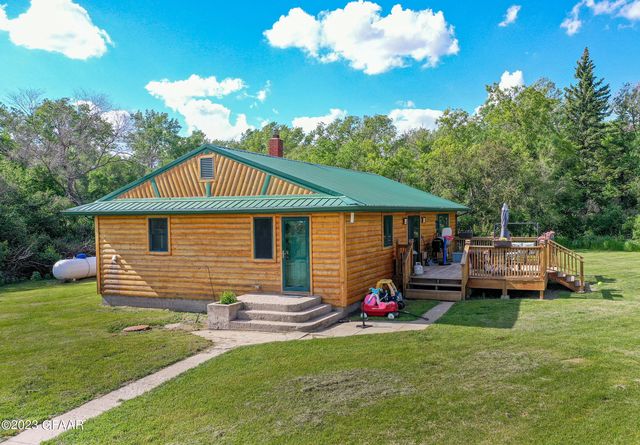 8173 County Road 39, Milton, ND 58260