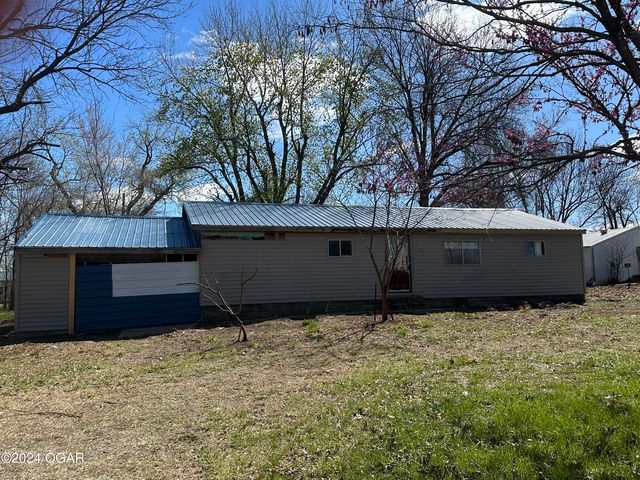 613 N  Perry St, Scammon, KS 66773
