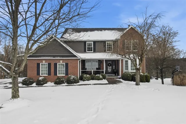 1039 S  Lake Dr, Gibsonia, PA 15044