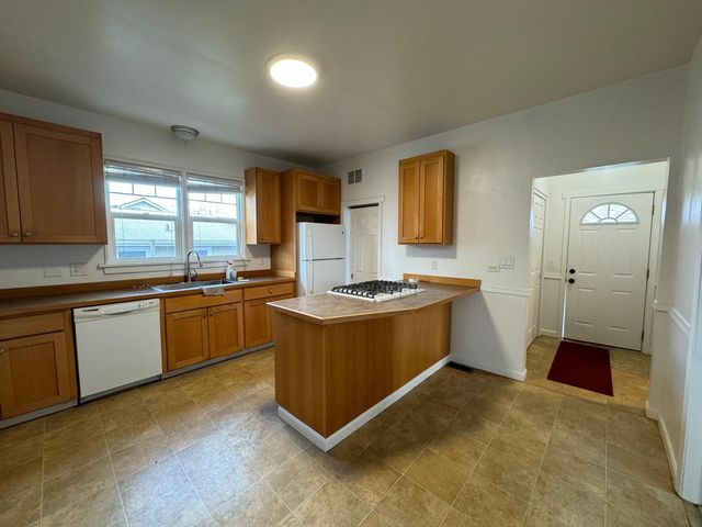 Address Not Disclosed, Renton, WA 98057