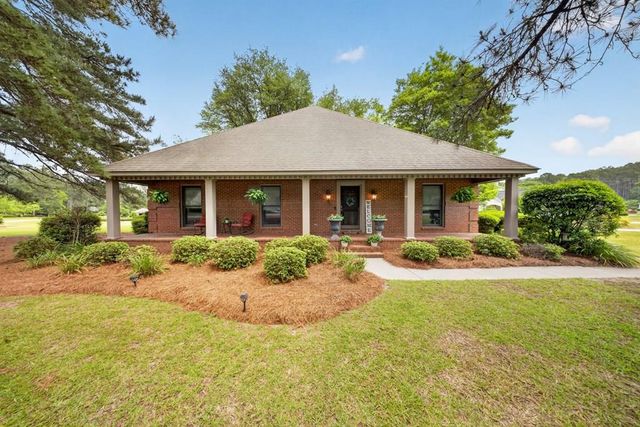 7013 Northgate Dr, Tifton, GA 31794