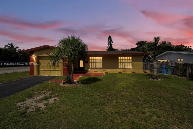2031 NW 32nd Ct, Oakland Park, FL 33309