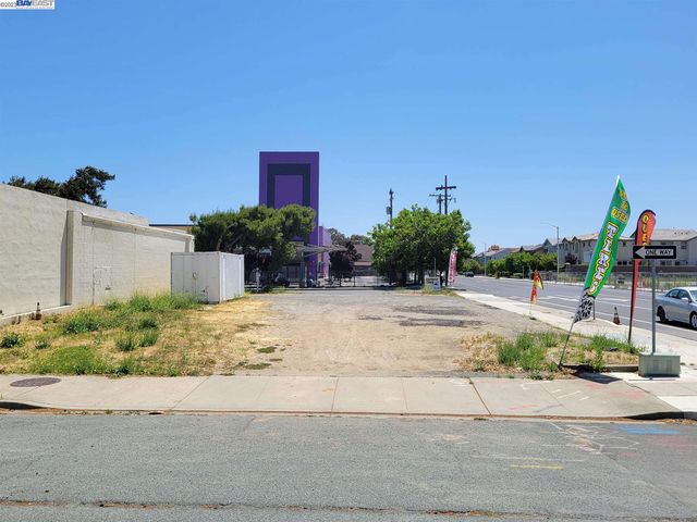 301 Central Ave, Pittsburg, CA 94565