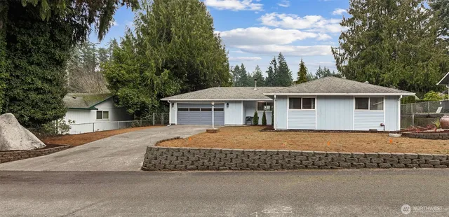 430 School Court SE, Olympia, WA 98503