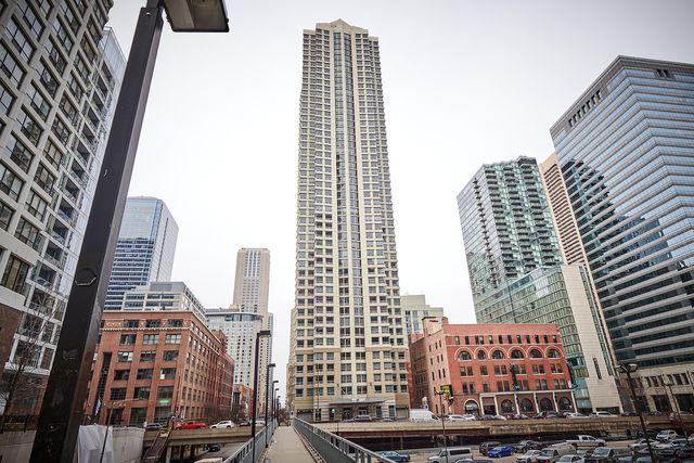 440 N  Wabash Ave #1809, Chicago, IL 60611