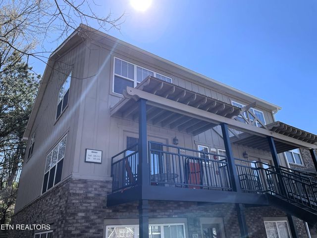 3914 Cherokee Woods Way #7-212, Knoxville, TN 37920