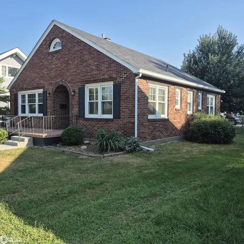 130 E  Alta Vista Ave, Ottumwa, IA 52501