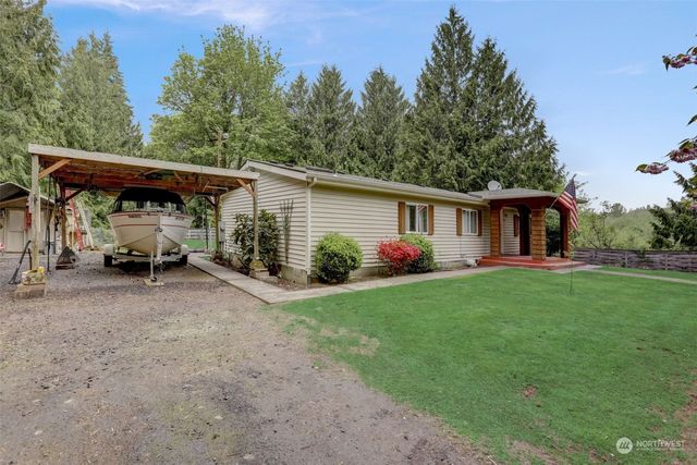 240 Tybren Heights Road, Kelso, WA 98626