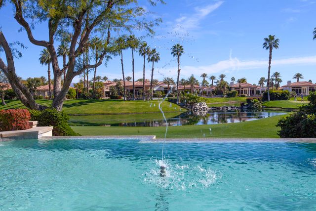 49460 Mission Dr W, La Quinta, CA 92253