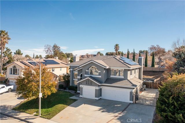 42180 Round Hill Dr, Lancaster, CA 93536