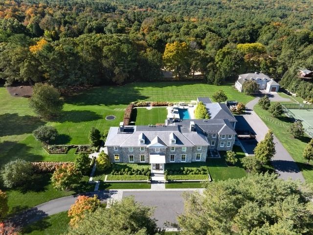 610 Harland St, Milton, MA 02186