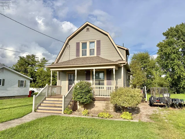 168 N  Buckeye St, Bellevue, OH 44811