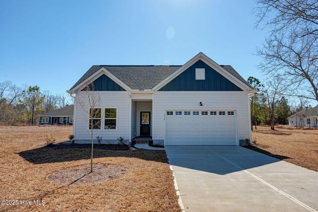 3133 Burberry Ln SW, Shallotte, NC 28470