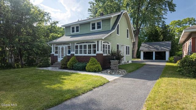 128 Putnam Road, Schenectady, NY 12306