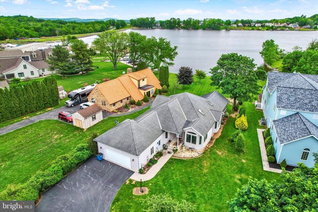 20 Hines Dr, East Berlin, PA 17316