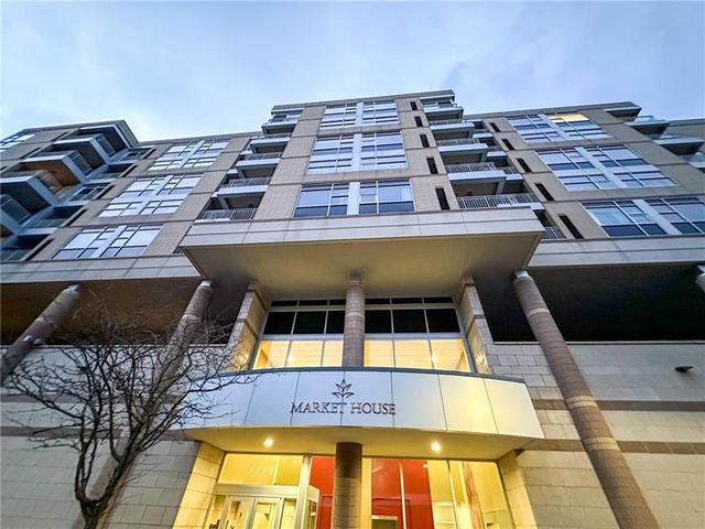 5570 Centre Ave #104, Pittsburgh, PA 15232