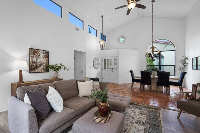 6213 Academy Ridge Ct NE, Albuquerque, NM 87111