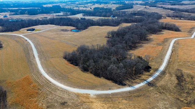 15 Grandview Acres, Boonville, MO 65233