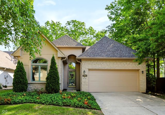 870 Enclave Cir, Carmel, IN 46032
