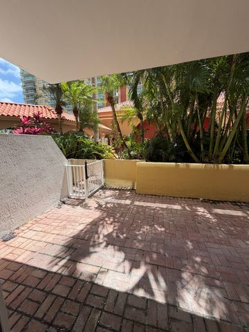 17000 N  Bay Rd #507, North Miami Beach, FL 33160