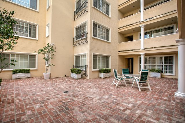 1021 Lincoln Blvd #215, Santa Monica, CA 90403