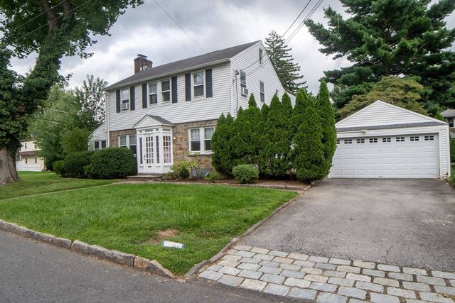 154 Bell Rd, Scarsdale, NY 10583