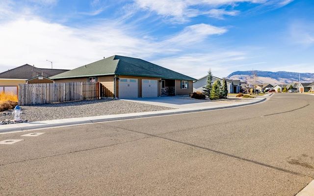 3202 Lame Deer Ave UNIT P6-27, Cody, WY 82414