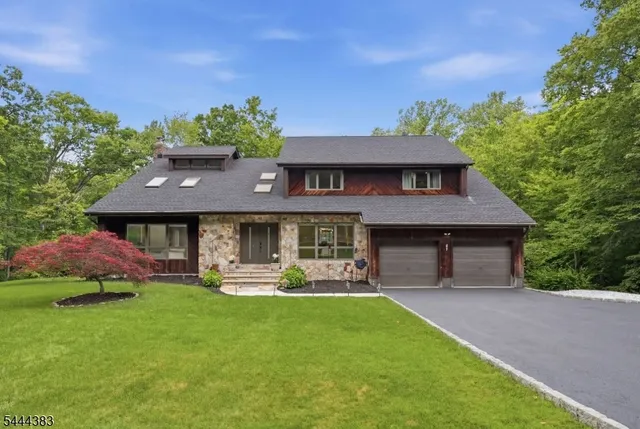 35 Milton Rd, Sparta, NJ 07871