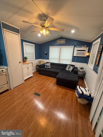 515 Corson Tavern Rd #J-3, Ocean View, NJ 08230