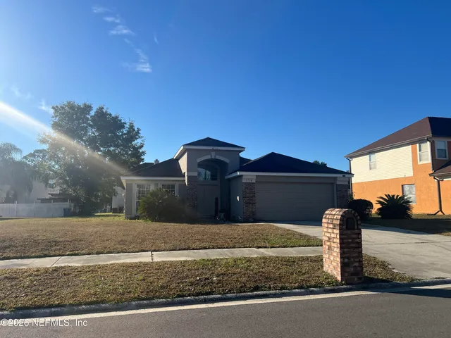 694 CHERRY BARK Drive, Jacksonville, FL 32218