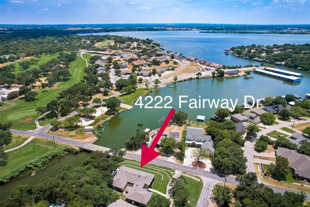 4222 Fairway Dr, Granbury, TX 76049