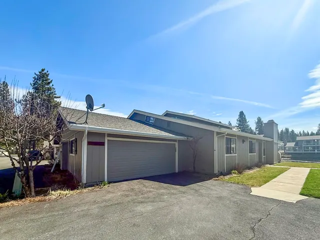 60 W  Ponderosa Dr, Graeagle, CA 96103