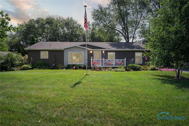 665 Clarion Ave, Holland, OH 43528