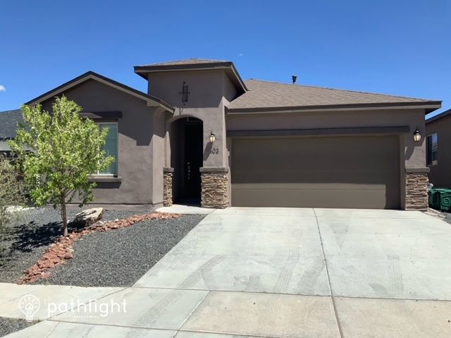 6403 Red Falcon Dr NE, Rio Rancho, NM 87144