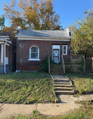 5126 Terry Ave, Saint Louis, MO 63115