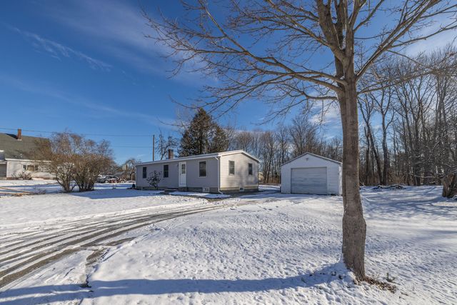 341 Old County Road, Rockland, ME 04841