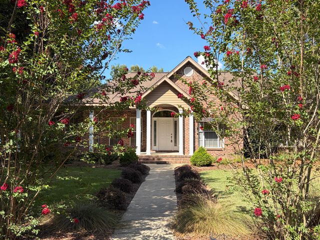 377 Cedar St, Petal, MS 39465