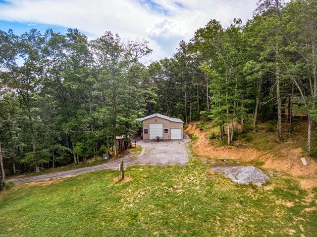 1143-1143.5 Price Ridge Rd, Bland, VA 24315