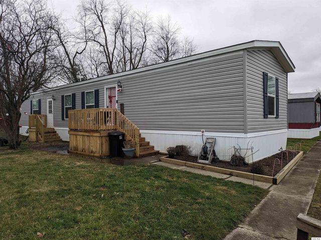 67 Colony Dr, Fredericktown, OH 43019