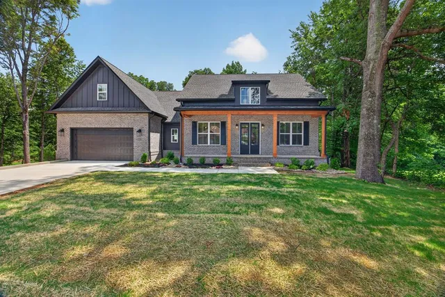 4967 Curtis Dr, Cookeville, TN 38506