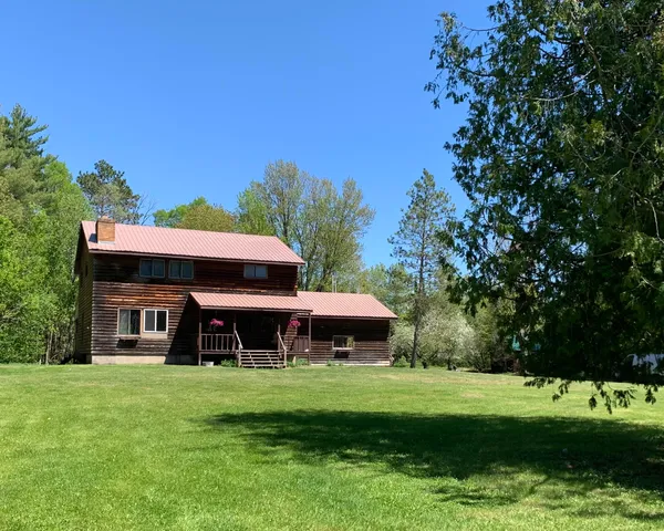 8304 Sheppard St, Germfask, MI 49836