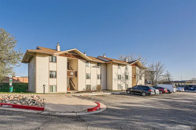 2201 Sable Boulevard #1008, Aurora, CO 80011