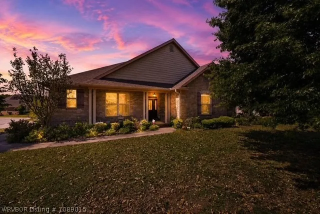 9004 Lakeside Way, Fort Smith, AR 72903