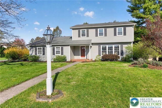 1078 Hill Dr, Allentown, PA 18103