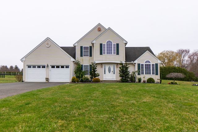9 Grand View Dr, Enfield, CT 06082