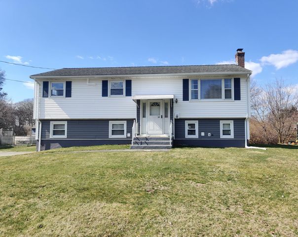 29 Donna Dr, Groton, CT 06340