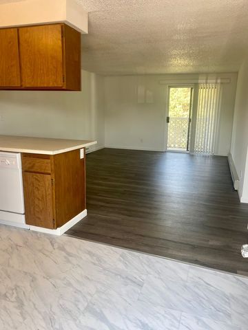 515 E  Hawthorne Rd #19, Spokane, WA 99218