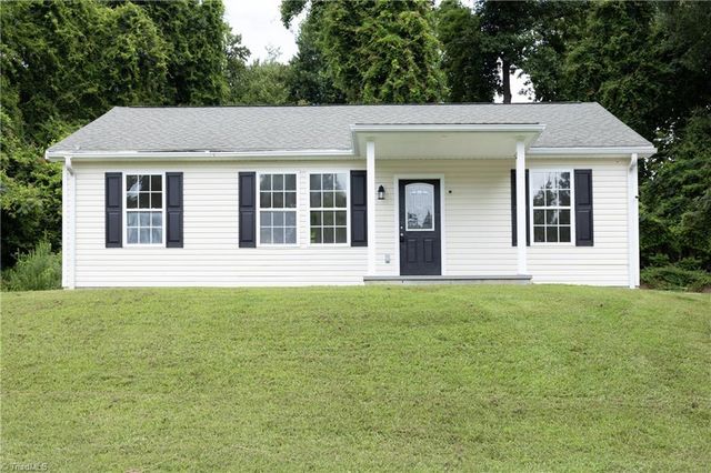 4017 Mountainridge Dr, Greensboro, NC 27401