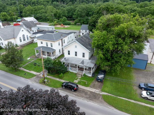 989 Main St, New Milford, PA 18834