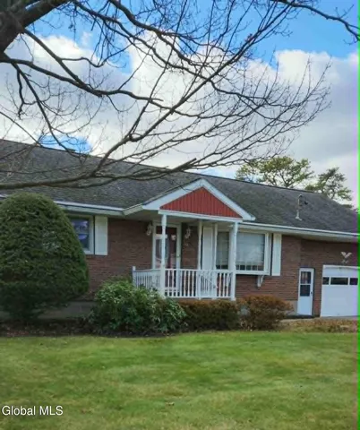 53 Niskayuna Street, Schenectady, NY 12306